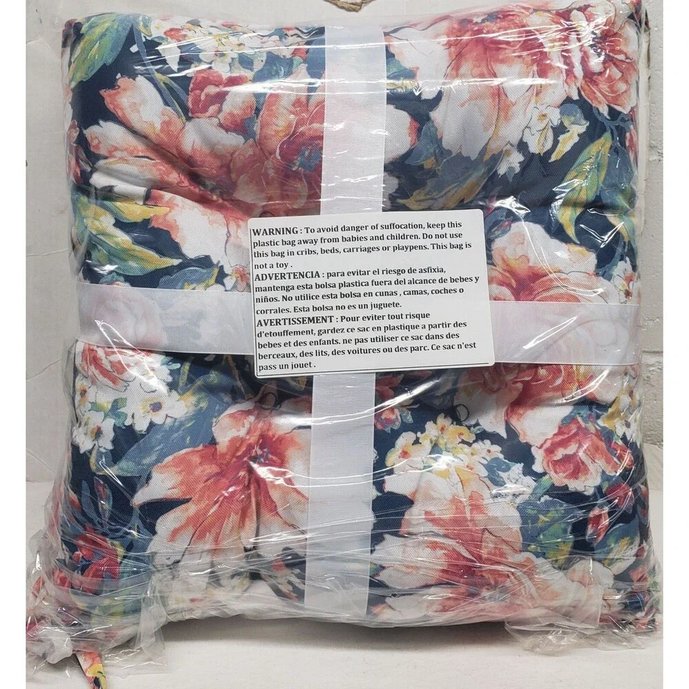 2 THICK REVERSIBLE CUSHION CHAIR PADS w/ties (18